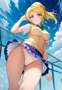 屋上にいる夏服姿の絢瀬絵里のパンチラ