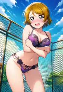屋上で下着を露出させられる小泉花陽