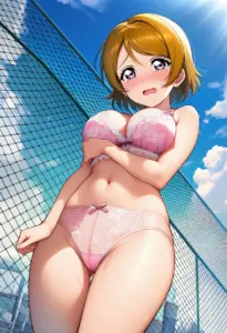 屋上で下着を露出させられる小泉花陽