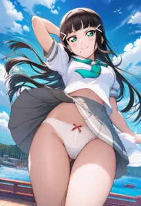 海辺にいる夏服姿の黒澤ダイヤのパンチラ