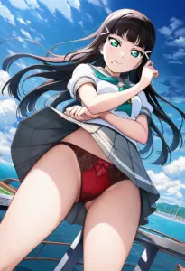 海辺にいる夏服姿の黒澤ダイヤのパンチラ
