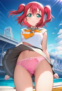海辺にいる夏服姿の黒澤ルビィのパンチラ