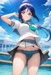 海辺にいる夏服姿の松浦果南のパンチラ