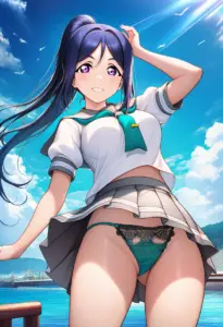 海辺にいる夏服姿の松浦果南のパンチラ