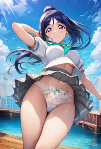 海辺にいる夏服姿の松浦果南のパンチラ