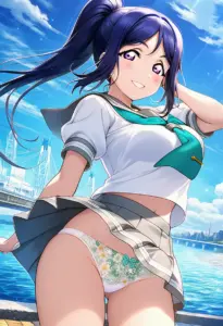 海辺にいる夏服姿の松浦果南のパンチラ
