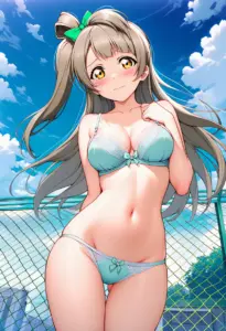 屋上で下着を露出させられる南ことり