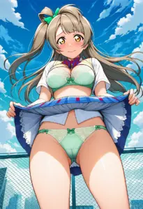 屋上で下着を露出させられる夏服姿の南ことり
