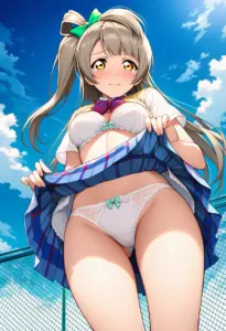 屋上で下着を露出させられる夏服姿の南ことり
