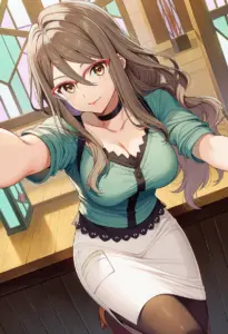 カフェ店内にいる私服姿の中原ミズキ