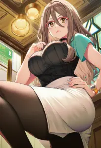 カフェ店内にいる私服姿の中原ミズキ