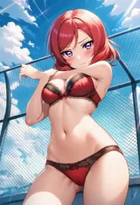 屋上で下着を露出させられる西木野真姫