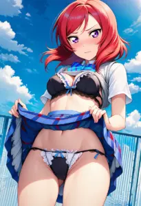屋上で下着を露出させられる夏服姿の西木野真姫