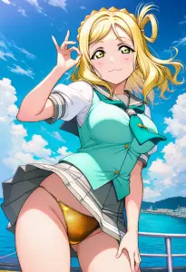 海辺にいる夏服姿の小原鞠莉のパンチラ