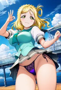 海辺にいる夏服姿の小原鞠莉のパンチラ