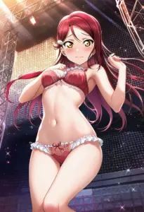 ステージで下着を露出させられる桜内梨子