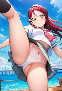 海辺にいる夏服姿の桜内梨子のパンチラ