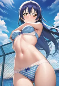 屋上で下着を露出させられる園田海未