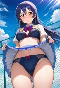 屋上で下着を露出させられる夏服姿の園田海未