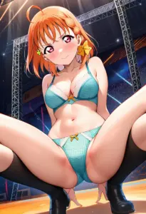 ステージで下着を露出させられる高海千歌