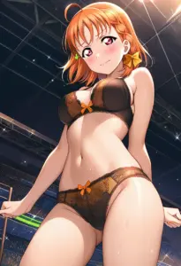 ステージで下着を露出させられる高海千歌