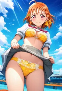 海辺で下着を露出させられる夏服姿の高海千歌
